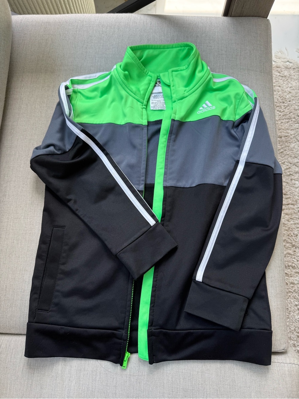Adidas Kids Green Size7, Gray & Black Green Light Fall Jacket